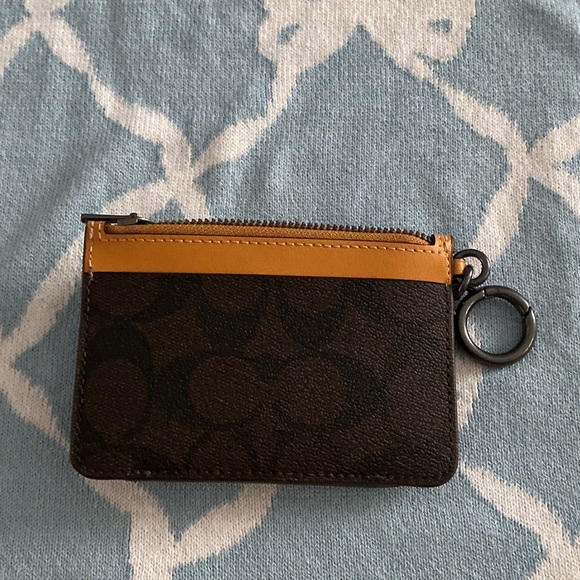 Coach Black and Tan Card Holder with Key Ring - Picture 3 of 3